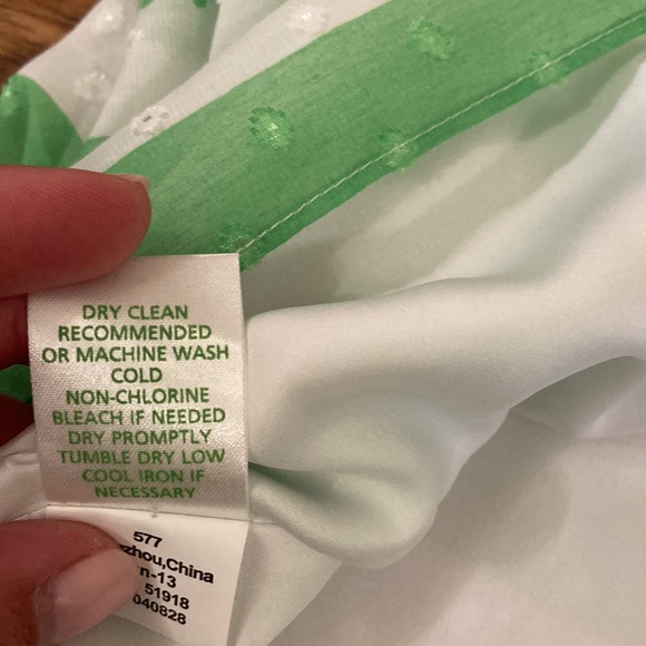 NWT Lilly Pulitzer size 4 - Picture 9 of 9